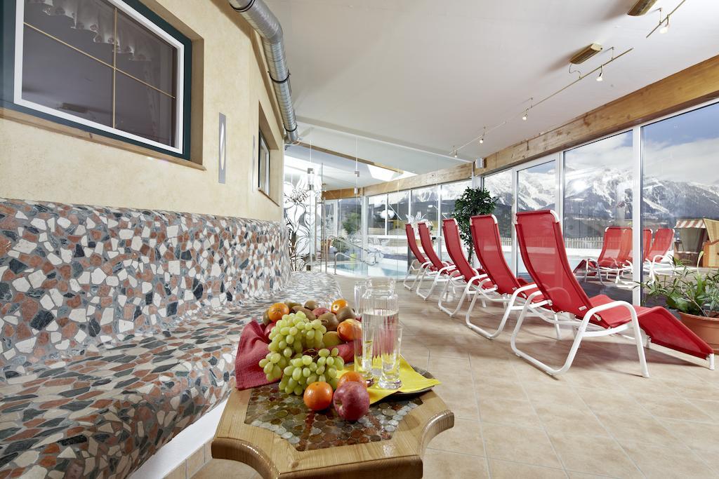 Moser Hotel 3*